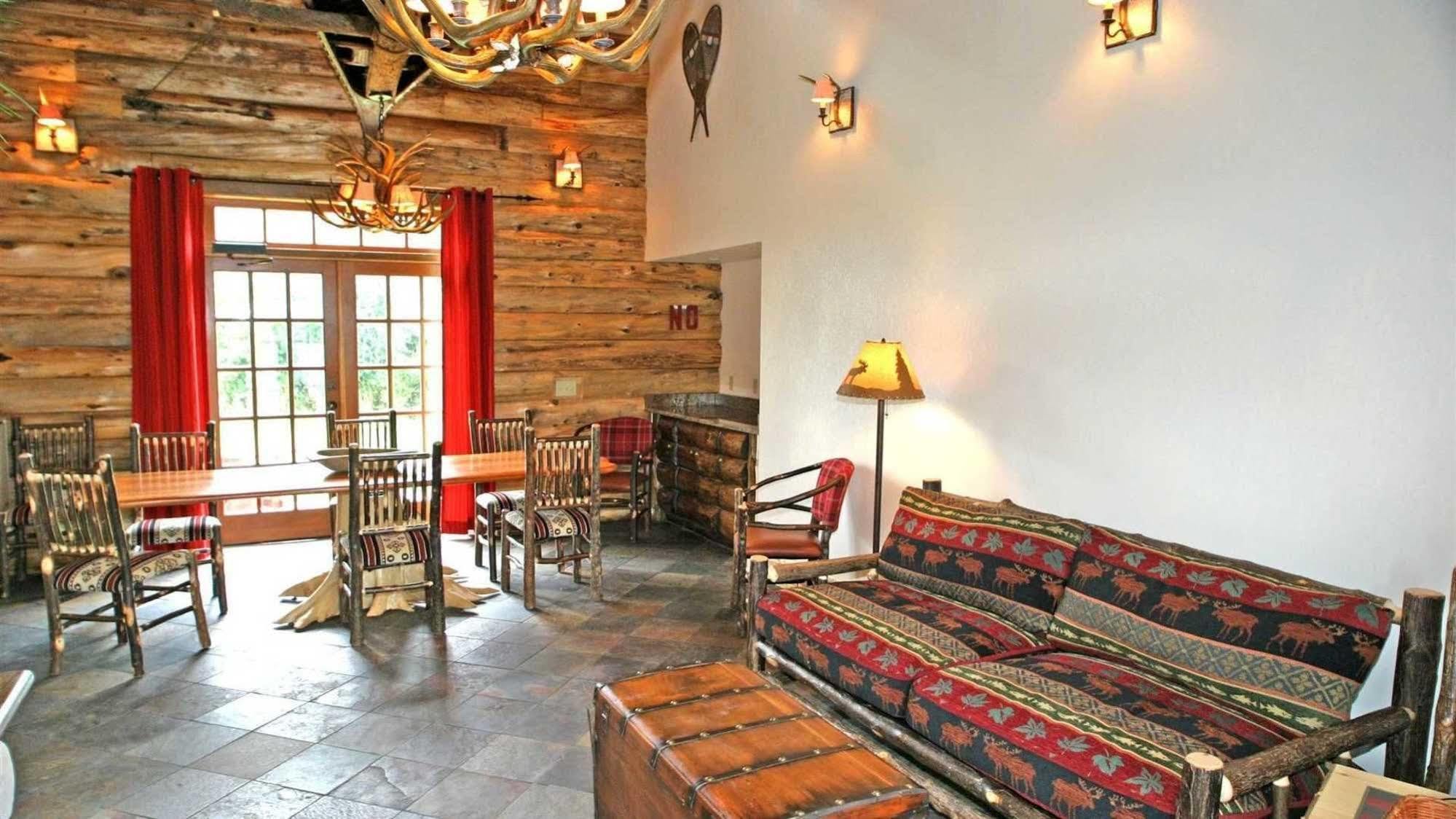 Finger Lakes Lodging Skaneateles Exterior photo